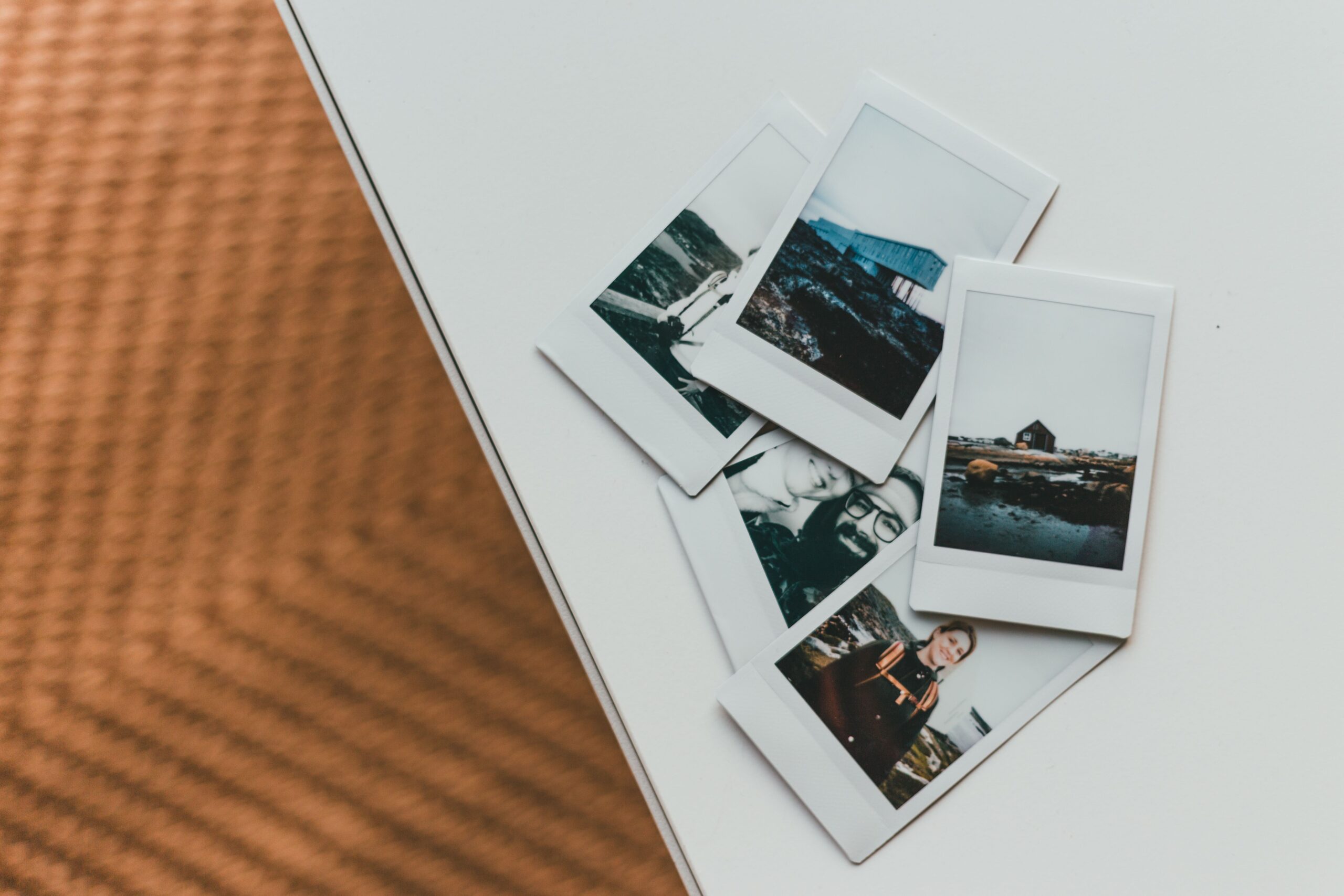 Polaroid